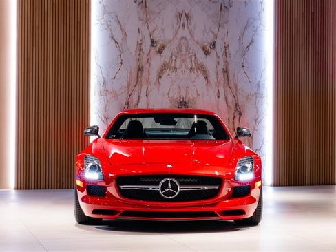 Used 2011 Mercedes-Benz SLS AMG Coupe image 3