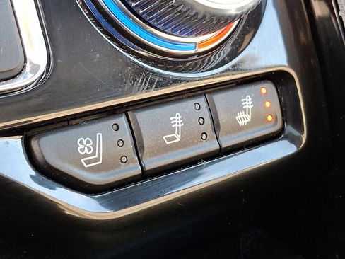 Certified 2023 GMC Yukon XL Denali image 19