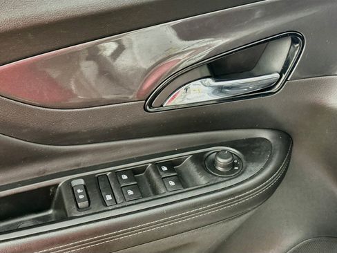 Used 2019 Buick Encore Essence w/ Experience Buick Package AWD/4WD image 20