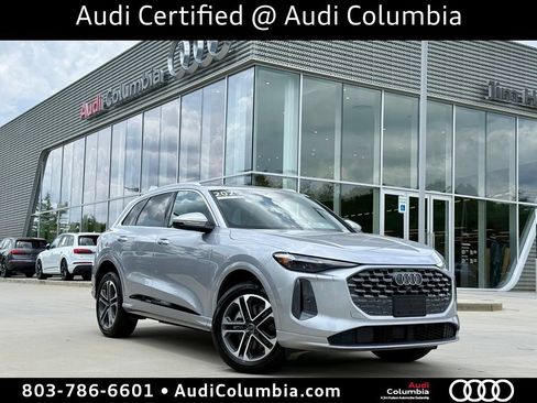 Certified 2025 Audi Q5 Premium Plus w/ Premium Plus AWD/4WD image 2