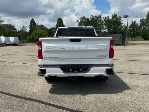 Used 2021 Chevrolet Silverado 1500 High Country w/ Technology Package AWD/4WD image 7