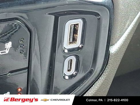 Certified 2025 Chevrolet Silverado 1500 LT AWD/4WD image 29