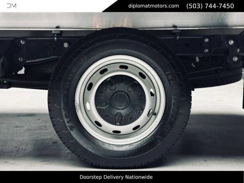 Used 2021 Ford Transit 250 RWD image 30