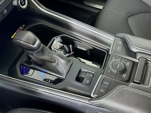 Certified 2024 Toyota Grand Highlander AWD image 17