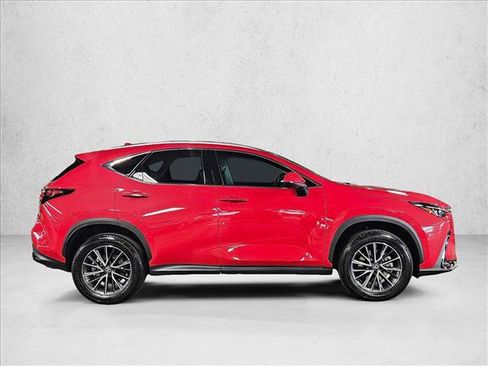 Used 2025 Lexus NX 250 FWD w/ Cold Area Package image 4