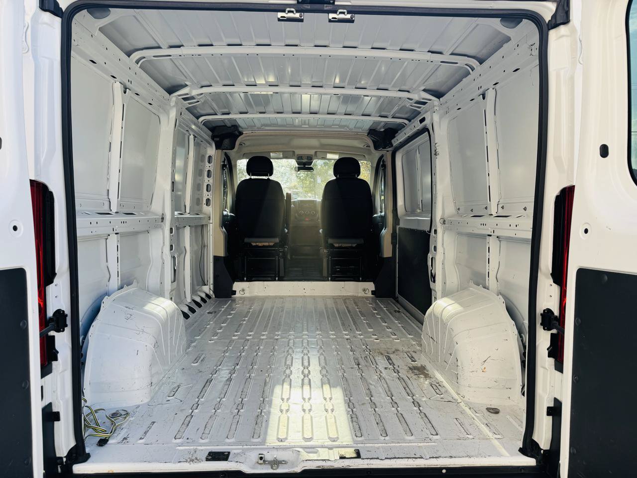 Used 2017 RAM ProMaster 1500 FWD image 37