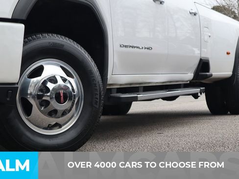 Used 2021 GMC Sierra 3500 Denali w/ Denali Ultimate Package image 3