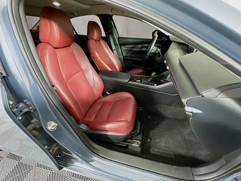 Used 2023 MAZDA MAZDA3 s image 29