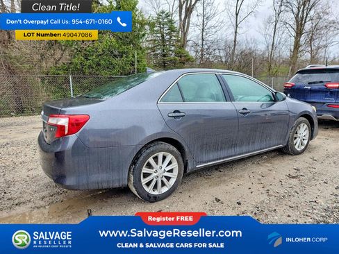 Used 2012 Toyota Camry XLE image 4