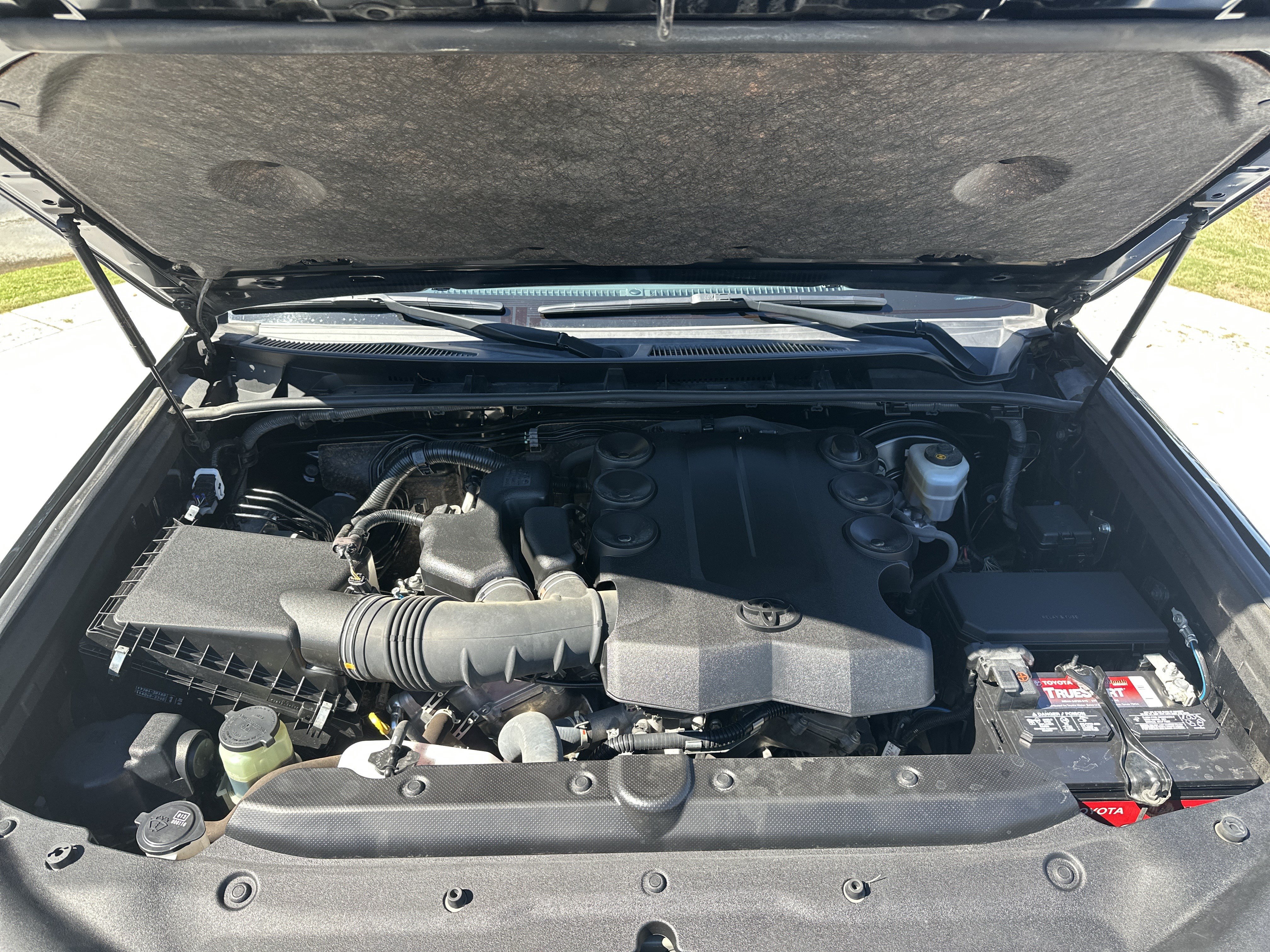 Used 2022 Toyota 4Runner SR5 RWD image 34
