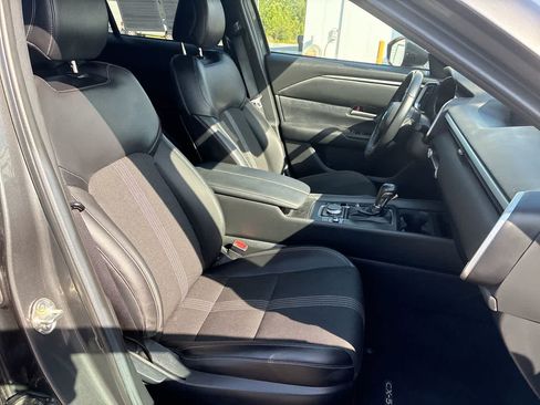 Used 2025 MAZDA CX-50 AWD 2.5 S w/ Preferred Package image 26