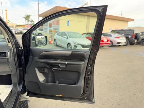 Used 2012 Nissan Armada SV w/ Driver Pkg RWD image 35