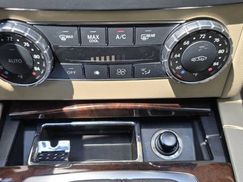 Used 2014 Mercedes-Benz C 250 Coupe image 24