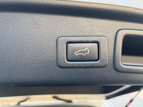 Used 2017 Subaru Forester 2.5i Touring image 33