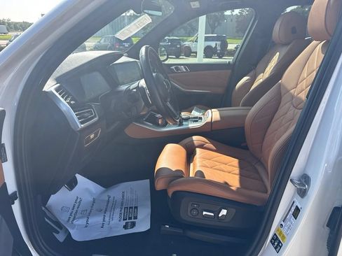 Used 2023 BMW X5 xDrive40i w/ M Sport Package AWD/4WD image 7