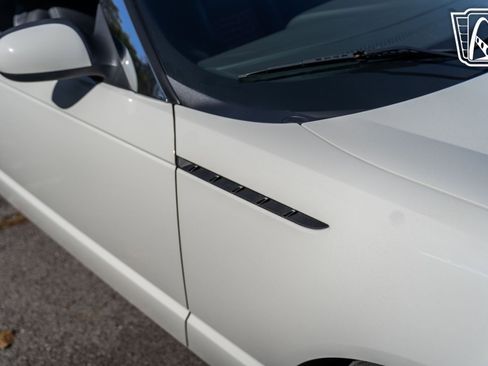 Used 2002 Ford Thunderbird image 40