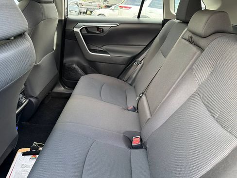 Used 2025 Toyota RAV4 LE FWD image 31