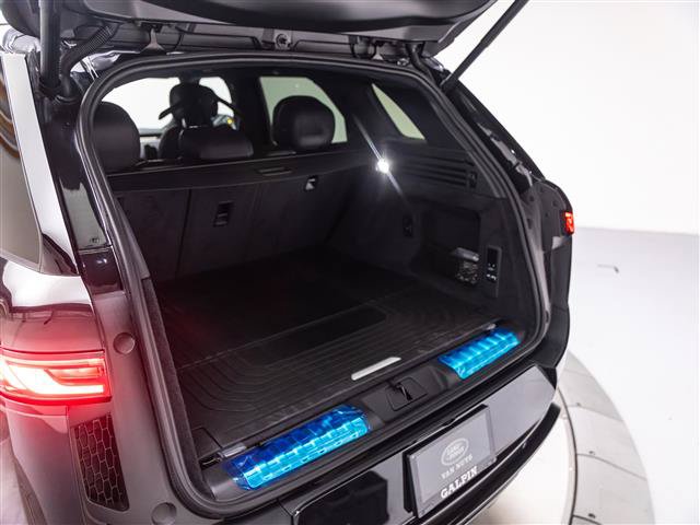 New 2026 Land Rover Range Rover Sport Dynamic SE AWD/4WD image 33
