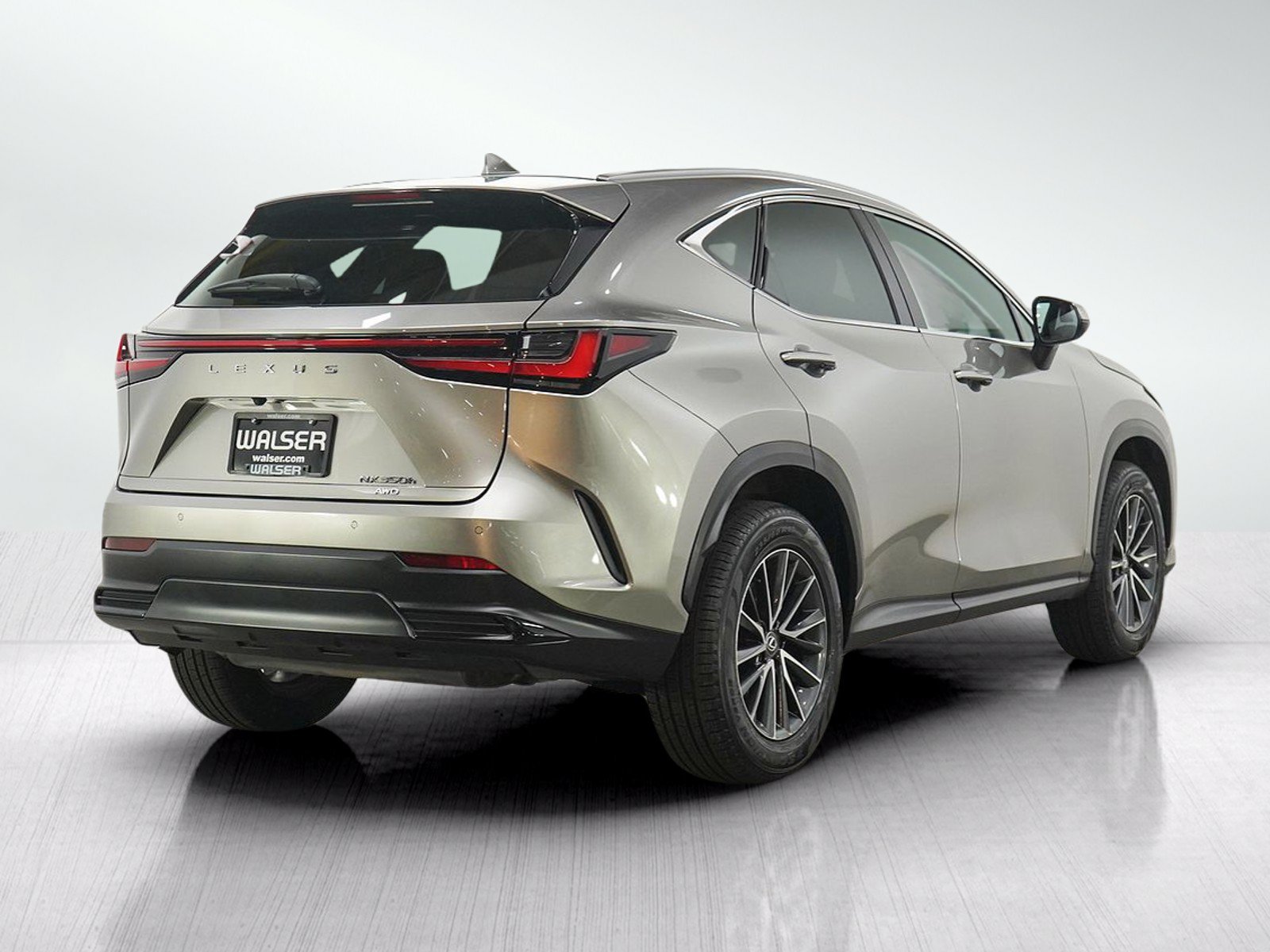Used 2024 Lexus NX 350h AWD image 6