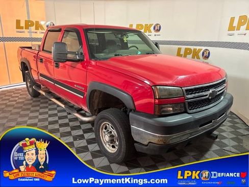 Used 2006 Chevrolet Silverado 2500 LT AWD/4WD image 1