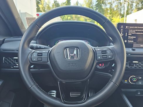 Used 2024 Honda Accord Sport image 25