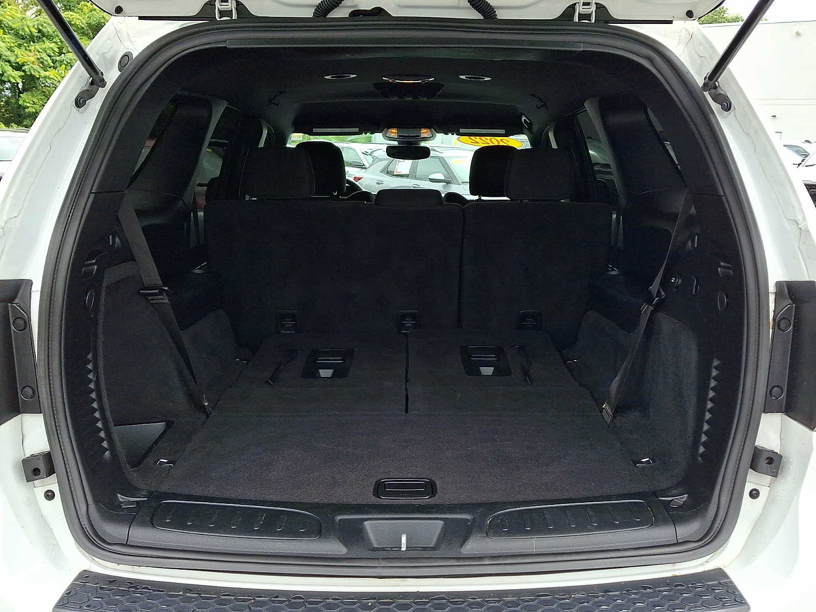 Used 2022 Dodge Durango SXT w/ Blacktop Package AWD/4WD image 28