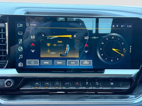 Used 2022 Chevrolet Silverado 1500 LTZ w/ LTZ Premium Package image 35