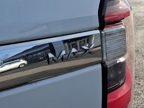 Used 2021 Ford Expedition Max Limited image 39