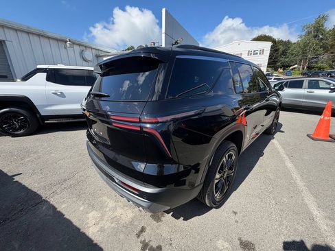New 2027 Chevrolet Traverse LT w/ Sun and Wheel Package AWD/4WD image 5