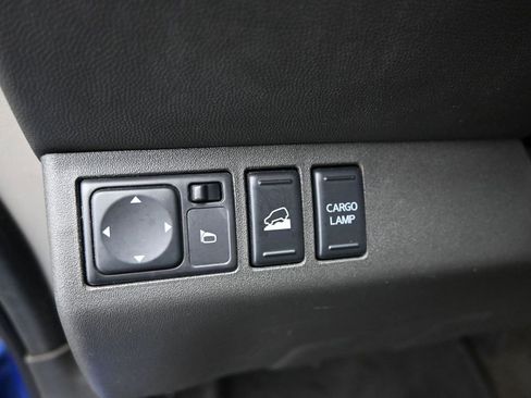 Used 2014 Nissan Frontier PRO-4X image 19