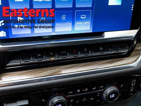 Used 2025 Chevrolet Silverado 1500 LT AWD/4WD image 20