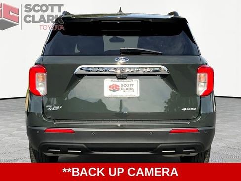 Used 2022 Ford Explorer XLT image 6