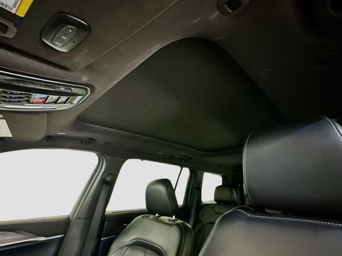 Used 2024 Jeep Grand Cherokee L Limited w/ Luxury Tech Group II image 27