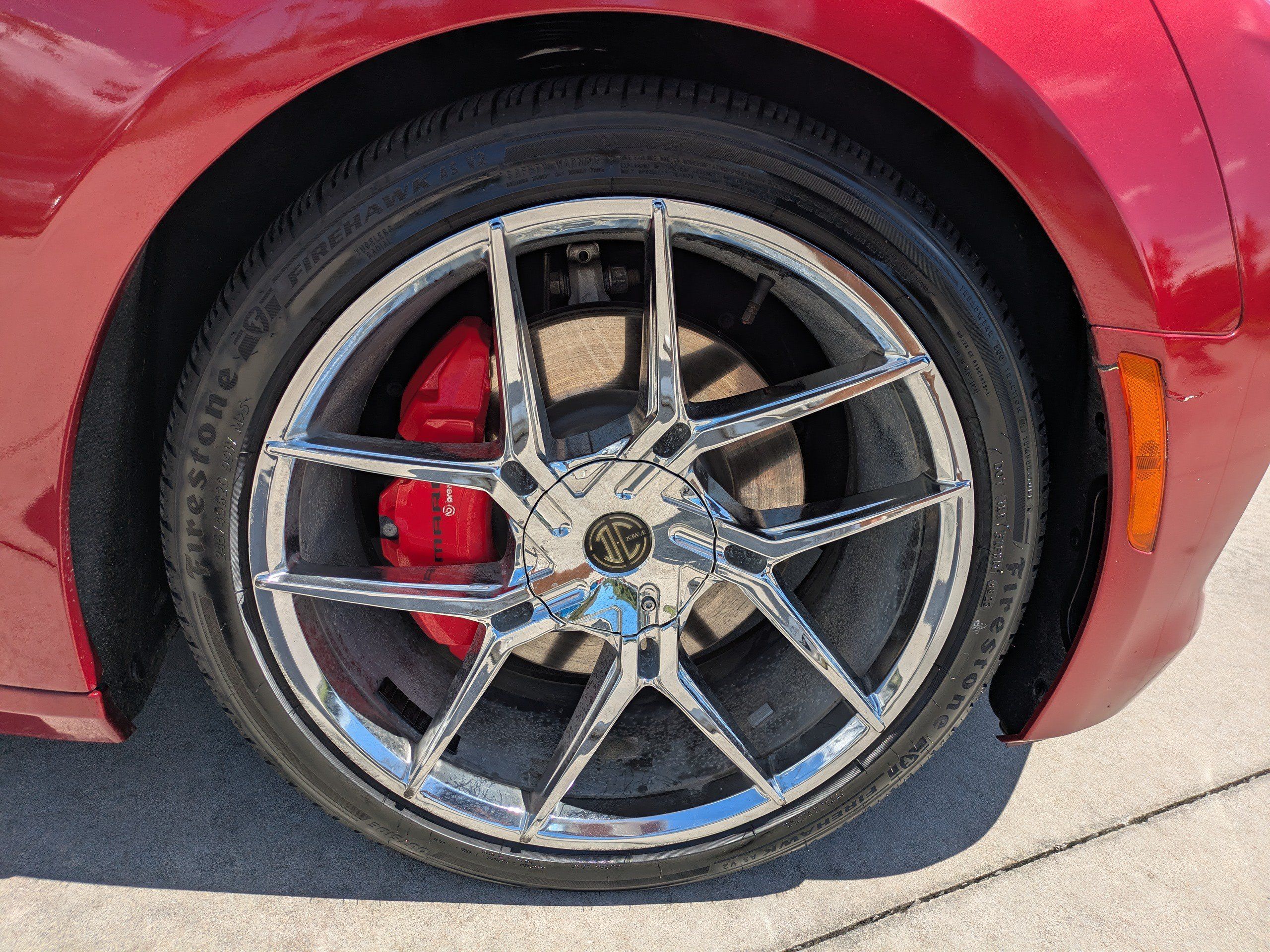 Used 2021 Chevrolet Camaro LT RWD image 9