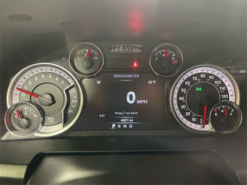 Certified 2022 RAM 1500 Classic Warlock w/ Electronics Group image 15