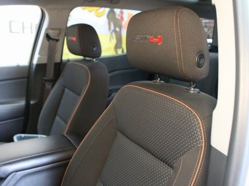 Used 2021 GMC Acadia AT4 w/ Trailering Package image 17