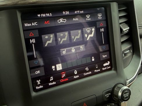 Used 2020 RAM 1500 Laramie AWD/4WD image 32