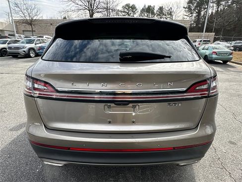 Used 2020 Lincoln Nautilus Reserve w/ Equipment Group 201A image 6