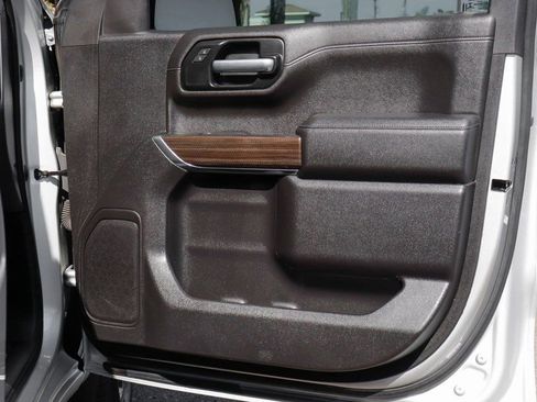 Used 2021 Chevrolet Silverado 1500 RST w/ Z71 Off-Road Package AWD/4WD image 40