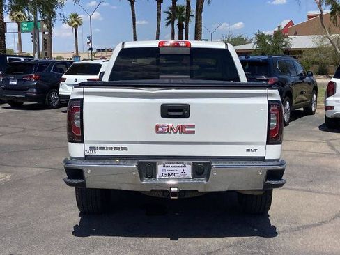 Used 2018 GMC Sierra 1500 SLT AWD/4WD image 5