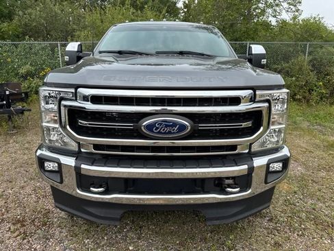 Certified 2022 Ford F250 Lariat w/ Chrome Package AWD/4WD image 2
