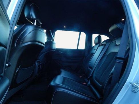 Used 2024 Jeep Grand Cherokee Altitude image 12