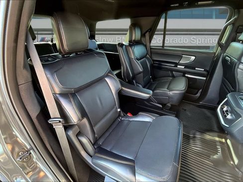 Used 2025 Ford Expedition Tremor AWD/4WD image 25