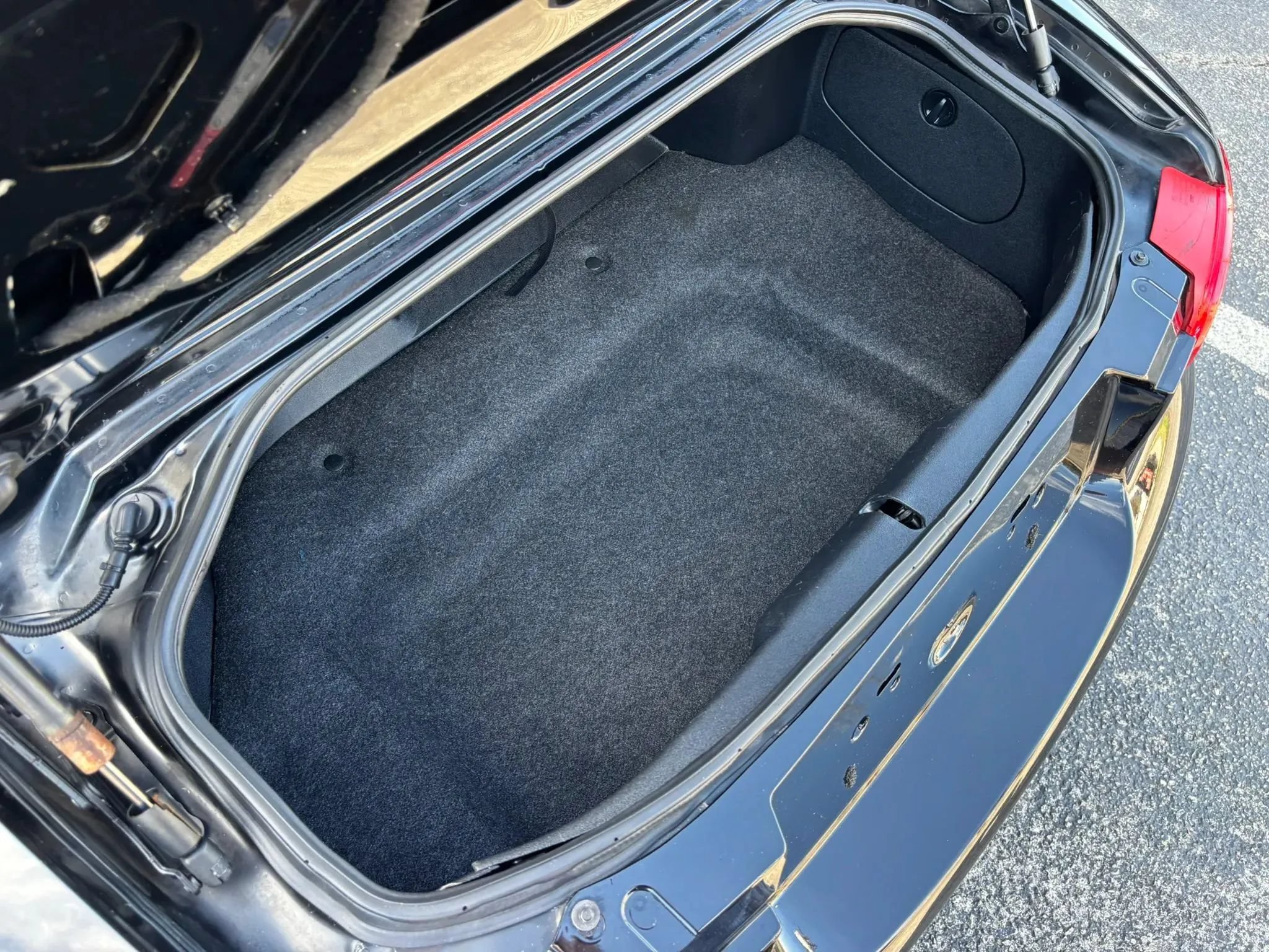Used 2012 MAZDA MX-5 Miata Sport RWD image 46