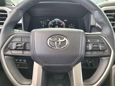 Used 2025 Toyota Tundra Limited image 23