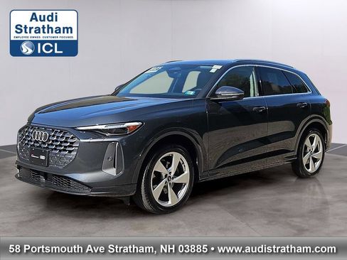 Certified 2025 Audi Q5 Prestige AWD/4WD image 1