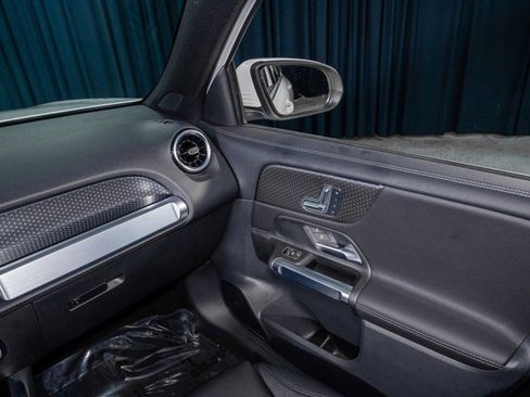 New 2026 Mercedes-Benz GLB 250 4MATIC image 22