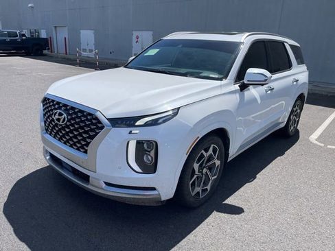 Used 2021 Hyundai Palisade Calligraphy image 3