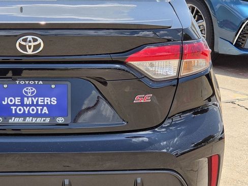 Used 2026 Toyota Corolla SE FWD image 9