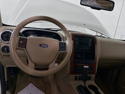 Used 2008 Ford Explorer Eddie Bauer image 22